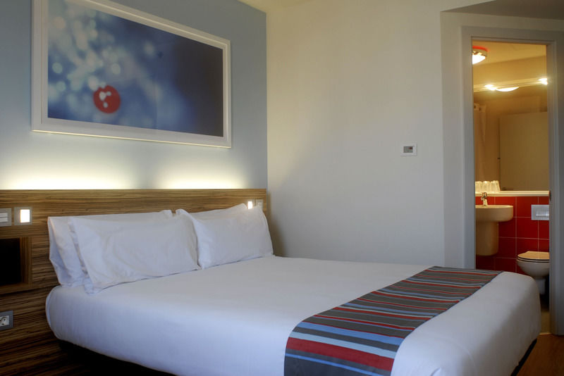 Travelodge London Central Waterloo 외부 사진